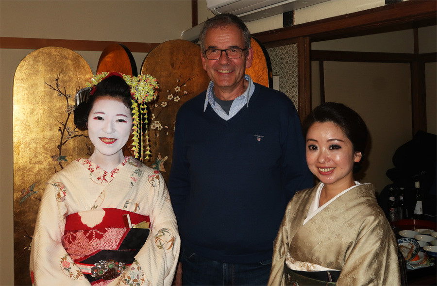 2018 11 03 c Abend mit Geisha und Maiko 46klein